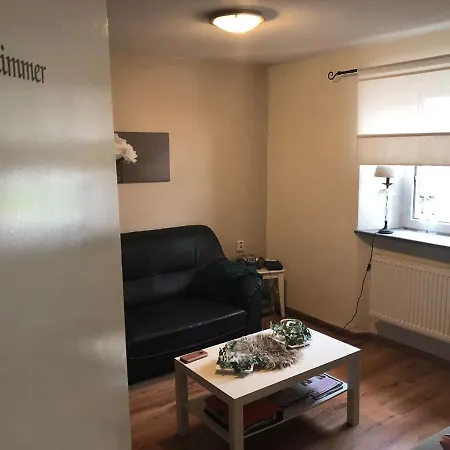 Spacious Holiday In With Private Garden Vakantiehuis