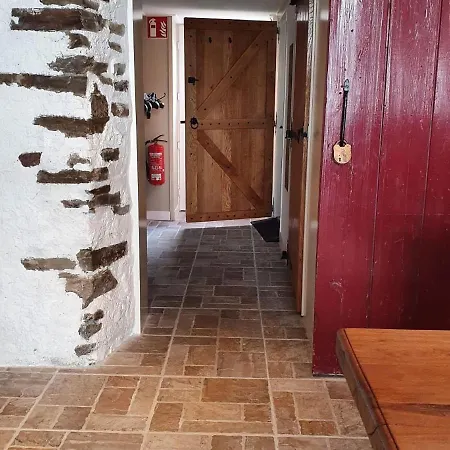Vakantiehuis Spacious Holiday In With Private Garden