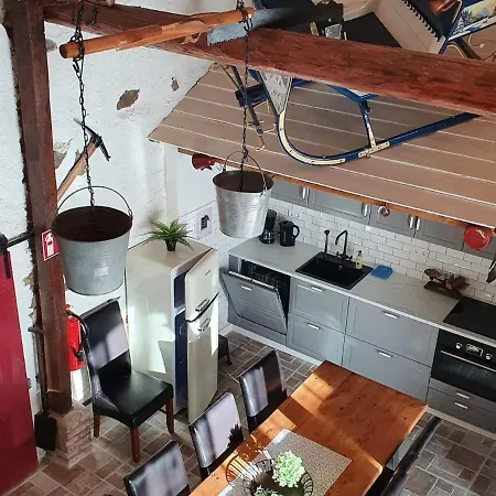 Vakantiehuis Spacious Holiday In With Private Garden