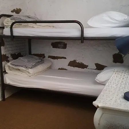 Vakantiehuis Spacious Holiday In With Private Garden *